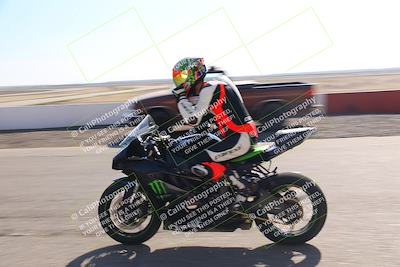 media/Nov-03-2025-Lets Ride (Mon) [[4d74c1c4d3]]/B Group/Grid/